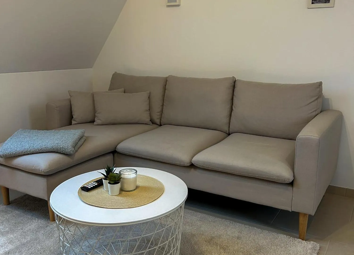 Ferienwohnung As 5 One & Two Bamberg - Modern In Ruhiger Lager Mit Balkon Hallstadt