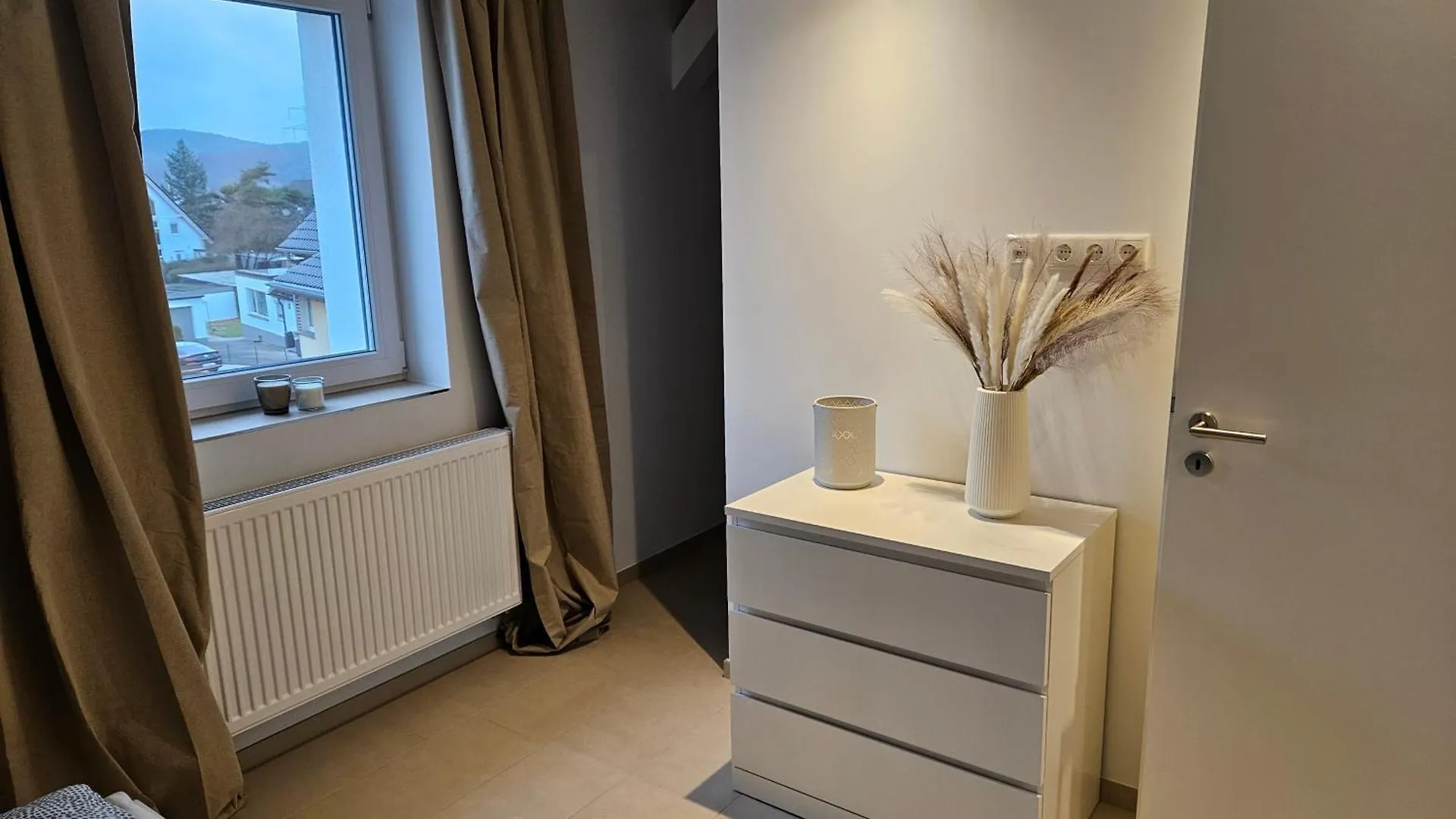 Ferienwohnung As 5 One & Two Bamberg - Modern In Ruhiger Lager Mit Balkon Hallstadt 0*,