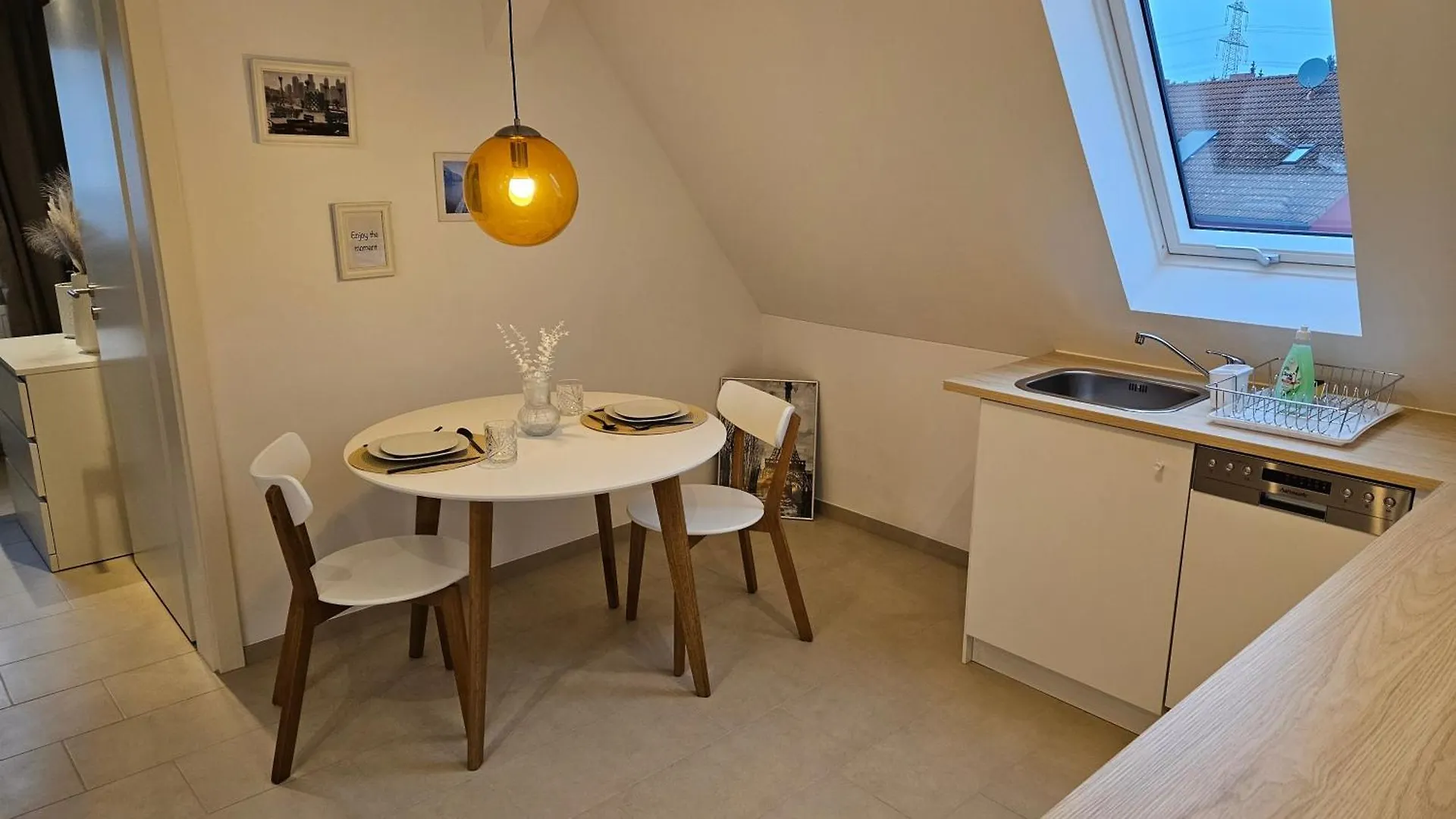 Ferienwohnung As 5 One & Two Bamberg - Modern In Ruhiger Lager Mit Balkon Hallstadt Apartment
