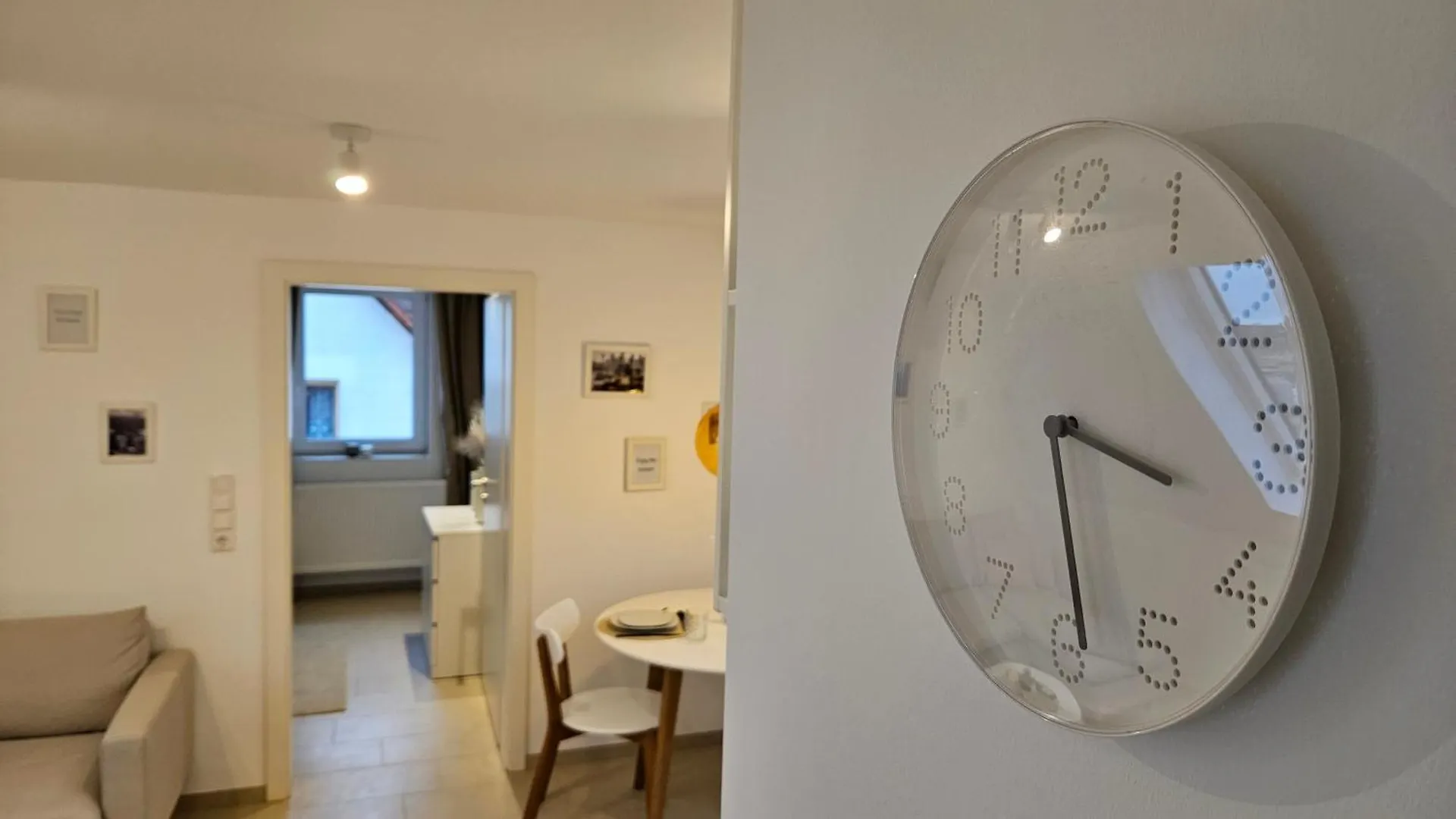 Ferienwohnung As 5 One & Two Bamberg - Modern In Ruhiger Lager Mit Balkon Hallstadt Deutschland